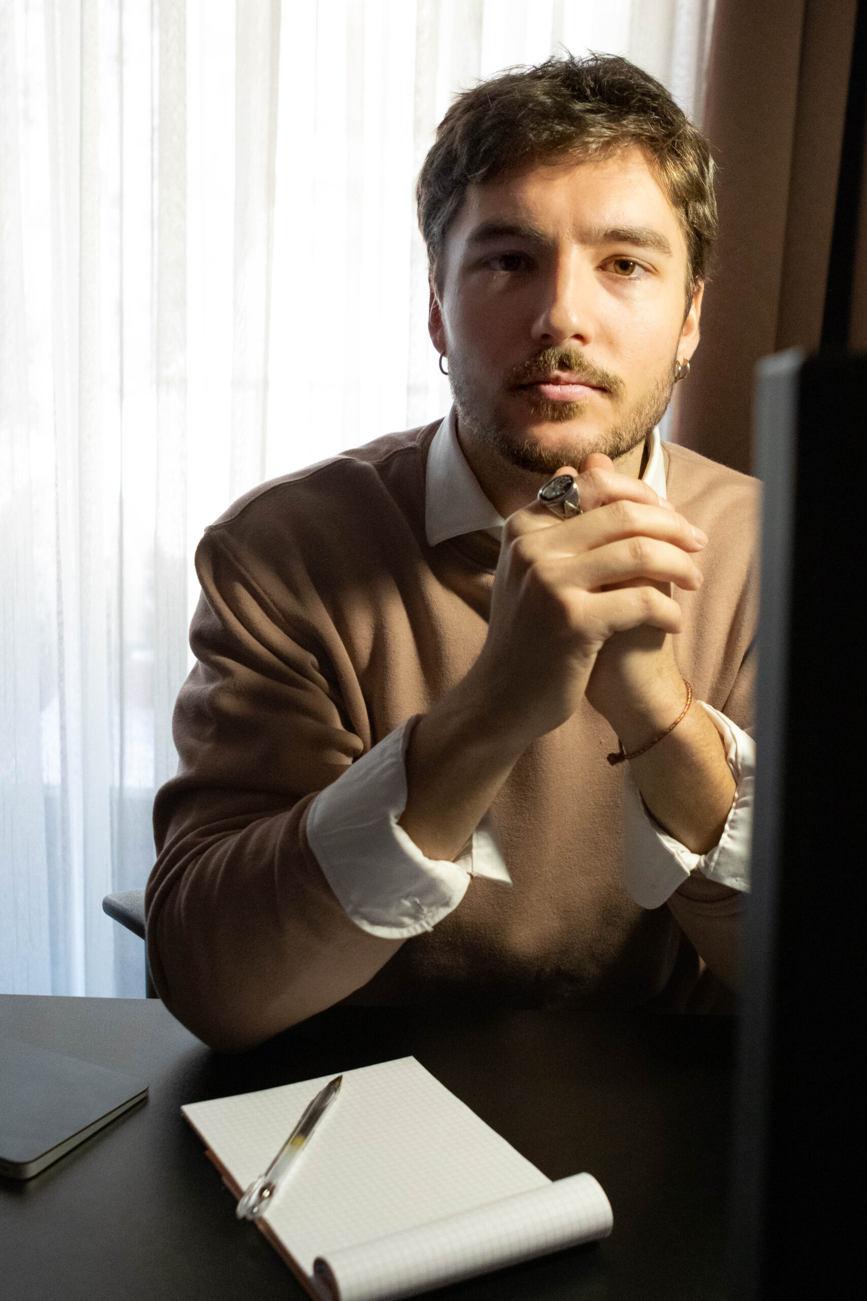 Daniel, Psicólogo Colegiado CV19140, especialista en entrenamiento mental y neuroplasticidad emocional